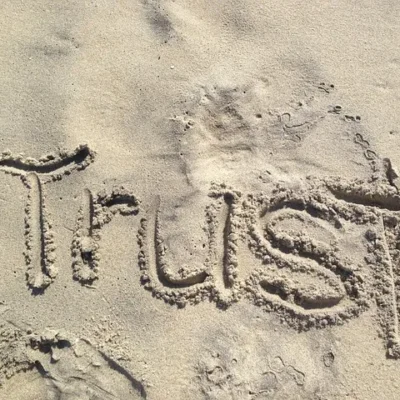 trust 1418901_640